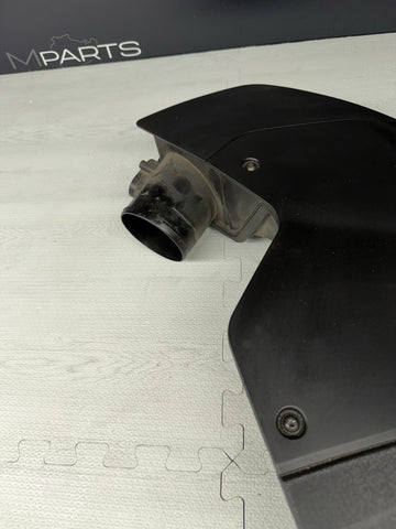 2014-2019 BMW F85 X5M Engine Air Intake Filter Box Housing 7638564 OEM