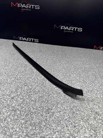 BMW 4 Series F32 F82 M4 Front Right Windscreen Drip Moulding Trim 7285928