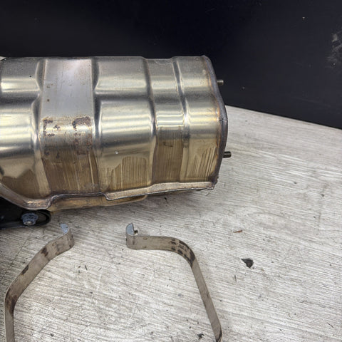 Porsche 911 997 GT3 OEM Rear Muffler Exhaust Center Exit 997.111.027.92