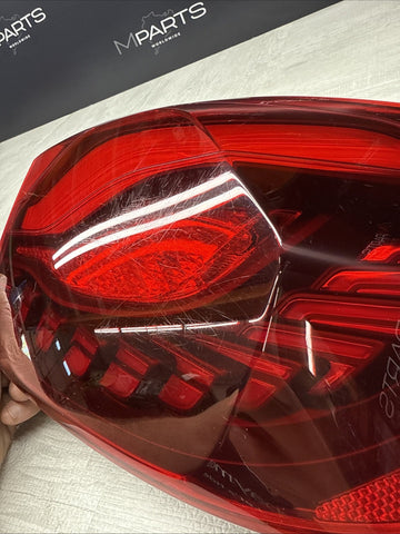Rear Right Quarter Panel Outer Tail Light Lamp 15-16 BMW F82 M4 CS Aftermarket