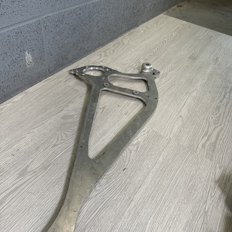 15-20 BMW F80 F82 F83 M3 M4 FRONT UPPER STRUT TOWER BRACE BAR 2284855 OEM