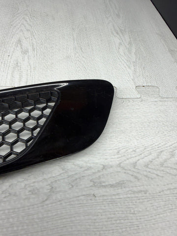 08-13 BMW E90 E92 E93 M3 Front Passenger Side Hood Scoop Grille Black OEM