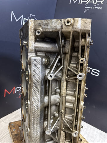 08-13 OEM BMW E90 E92 E93 M3 S65 Engine Motor Cylinder Block Bare *Notes