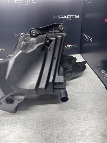 08-13 OEM BMW E90 E92 E93 M3 Engine S65 Airbox Air Intake Cleaner Muffler