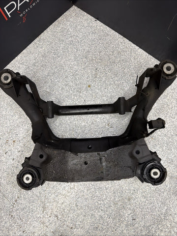 01-06 BMW E46 M3 REAR SUSPENSION SUBFRAME AXLE CARRIER CRADLE
