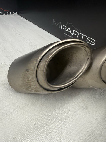 LAMBORGHINI URUS PERFORMANTE AKRAPOVIC TAIL PIPE TITANIUM LEFT DRIVER 4ML253697