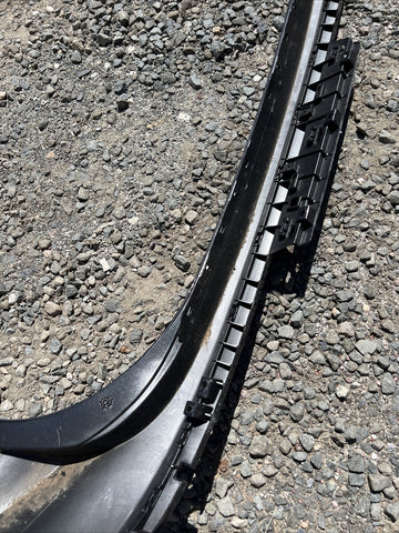 (PICKUP ONLY) OEM 2017-2018 Hyundai Elantra Rear Bumper Cover 86611F2500