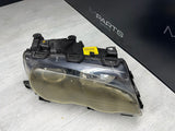 BMW 2001-2006 RIGHT HEADLIGHT 12V SAE-XENON  1 305 621 772 - Automotive Lighting