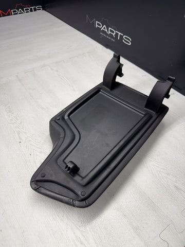 15-20 BMW F80 F82 F83 M3 M4 Center Console Armrest Arm Rest Top Black