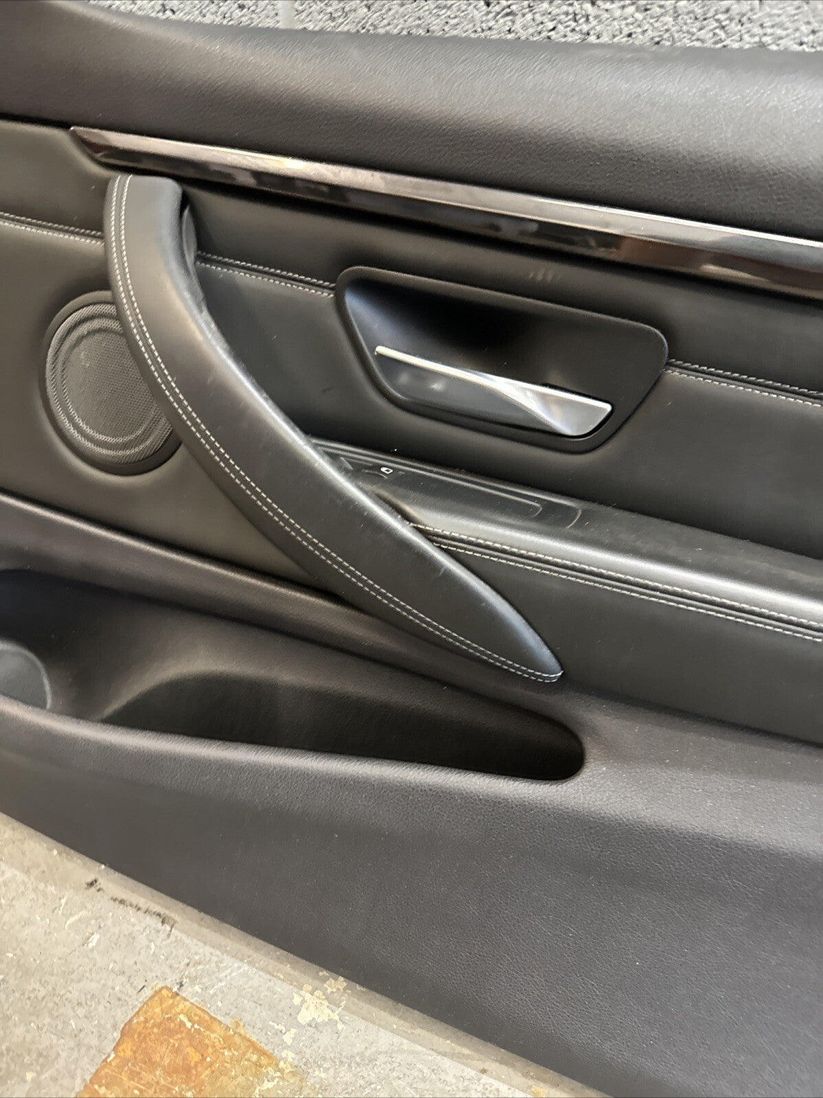 15-20 BMW F82 F83 M4 S55 Front Right Passenger Black Leather Door