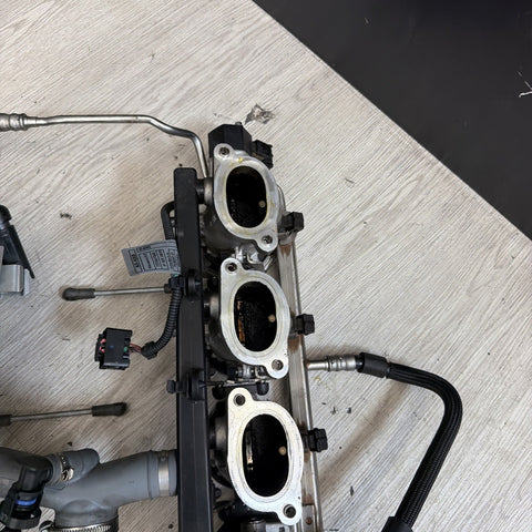 Complete Throttle Body Bodies Set BMW E90 E92 E93 M3 S65 4.0 V8 7838246