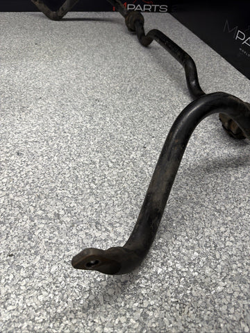 BMW E39 M5 98-03 Front Swaybar Sway Bar OEM