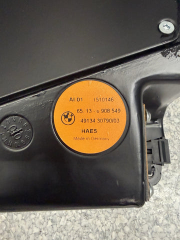 1997-03 BMW E39 5-SERIES REAR TOP HI-FI SUBWOOFER SPEAKER BOX 8360789 OEM