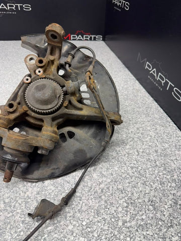 00-09 HONDA S2000 AP1 AP2 - Front Left Driver Spindle Knuckle Hub OEM