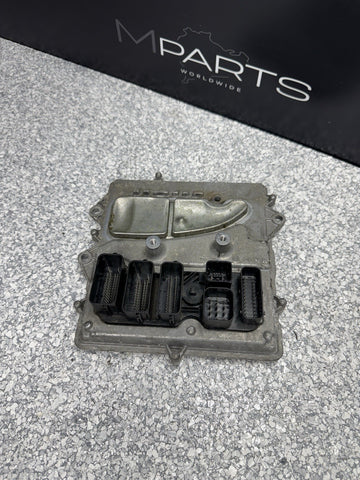 BMW 15-20 F80 F82 F83 M3 M4 ENGINE CONTROL MODULE ECU DME ECM 8679840