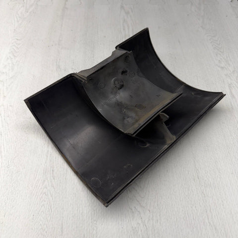 96-02 BMW Z3 COUPE E36 Blower Motor Housing Cover OEM 1370934 / 64111370934