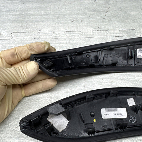 BMW F80 F82 F83 M3 M4 15-20 PAIR DOOR PANEL PULL HANDLES LEATHER BLACK SET OEM