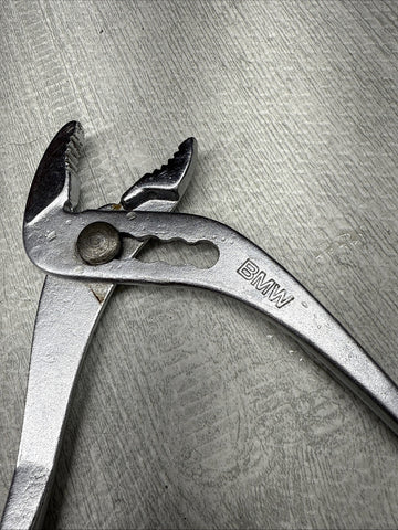 01-06 BMW E46 325 330 M3 Emergency Trunk Tool Tools Kit Set OEM HEYCO