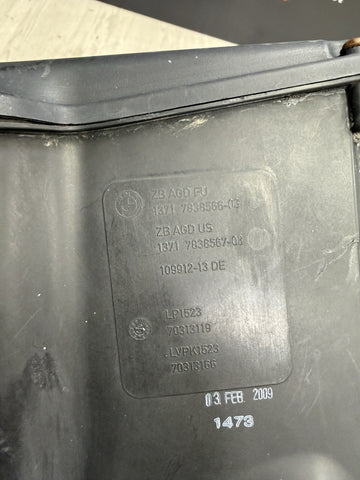 08-13 OEM BMW E90 E92 E93 M3 Engine S65 Airbox Air Intake Cleaner Muffler *Crack