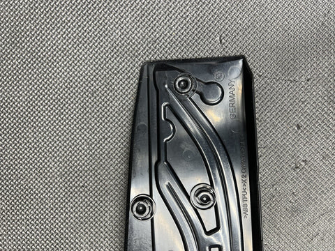 15-20 BMW F80 F82 F83 M3 M4 OEM LEFT SIDE DEAD PEDAL FOOT REST