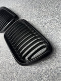 BMW 97-99 E36 M3 Front Kidney Grilles Gloss Black Set