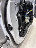 (PICKUP ONLY) BMW 21-26 G20 330 G80 M3 Sedan Front Right Passenger Door Shell
