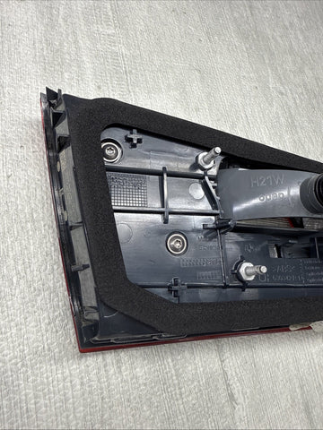2018-2023 BMW F90 M5 REAR RIGHT INNER TAIL LIGHT ASSEMBLY OEM 63219481824
