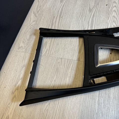 15-20 BMW M235I OEM F22 F23 M2 CENTER CONSOLE WITH TRIM