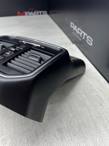 15-23 PORSCHE MACAN REAR A/C PANEL W/HEATED SEATS & DUAL USB PORT 95B819203