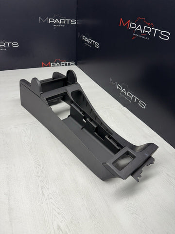 2001-2006 BMW E46 325 330 M3 Coupe Center Console Black Armrest Optioned