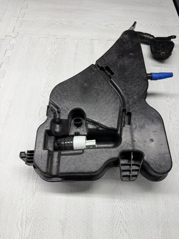 BMW 21-26 G80 M3 WINDSHIELD WASHER RESERVOIR TANK BOTTLE 9502227 OEM NO CAP