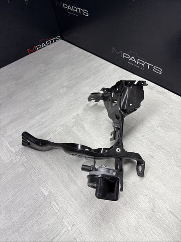 20-24 BMW 840 850 F91 F92 F93 G16 M8 RIGHT SUPPORT BRACKET + HORN + CRASH *BENT