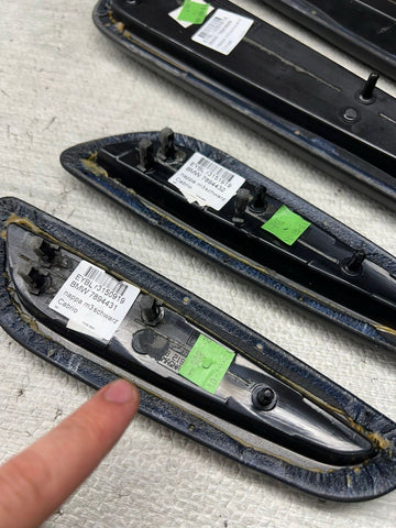 01-06 BMW E46 M3 Convertible Door Arm Rest Armrest Pads Black *2 Broken Tabs