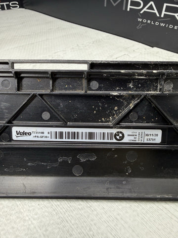 19-26 BMW G20 G80 G82 G83 M3 M4 RADIATOR SUPPORT BRACKET COVER OEM 17118666836