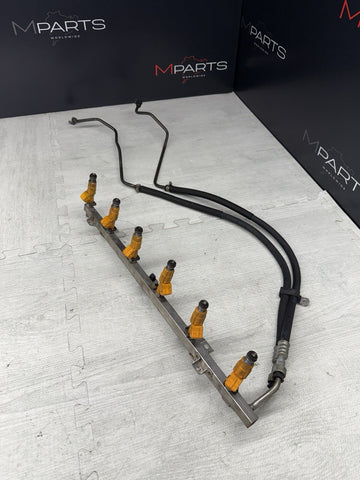 BMW E36 M52 S52 Fuel Rail w Injectors 1996-2000 OEM