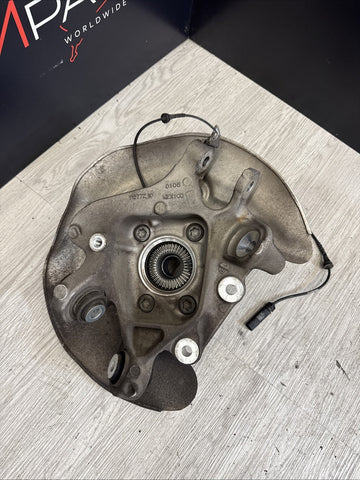 BMW X3M F97 20-24 RIGHT PASSENGER REAR SPINDLE KNUCKLE HUB BEARING OEM