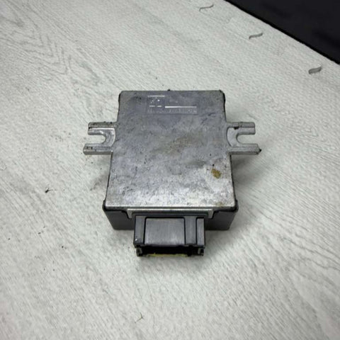 2018–2023 BMW G01 G20 G30 G05 G80 G82 Fuel Pump Control Module Unit OEM 9452468