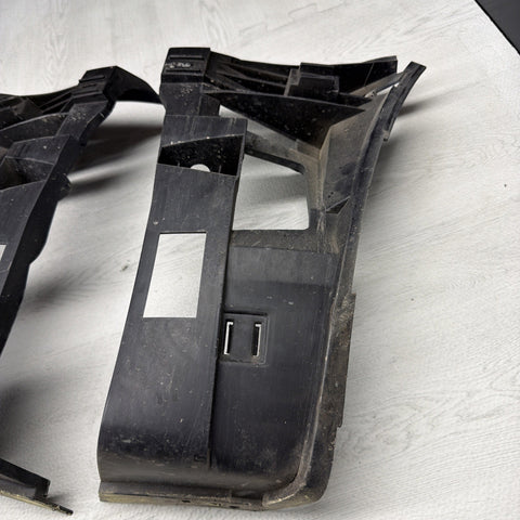 01-06 BMW E46 M3 FRONT BUMPER COVER GUARDS BRACKETS 2695247