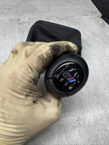 BMW G87 M2 M3 M4 Leather Shift Knob With Boot 6 Speed Genuine 25117885209 *Notes