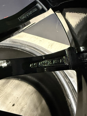 OEM / REFINISHED Lamborghini Urus S Rear Rim Wheel 23" 23x11.5 ET22 Black Yellow