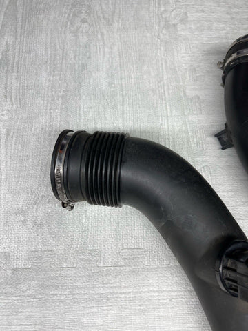 BMW F80 F82 F83 F87 M2 M3 M4 S55 INTAKE CHARGE PIPES DUCTS INLET 11617846245 OEM