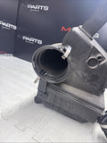 1999 - 2002 BMW Z3 ROADSTER CONVERTIBLE AIR INTAKE BOX HOUSING OEM 1405280