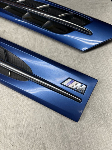 1998-2002 BMW Z3M FRONT FENDER HOOD VENTS GRILLES OEM 51132492960 ESTORIL BLUE