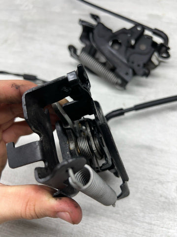 17-23 BMW 5 7 8 M5 M8 HOOD BONNET LOCKS LATCHES ACTUATORS SET