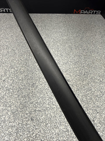 BMW 4 Series F32 F82 M4 Front Right Windscreen Drip Moulding Trim 7285928