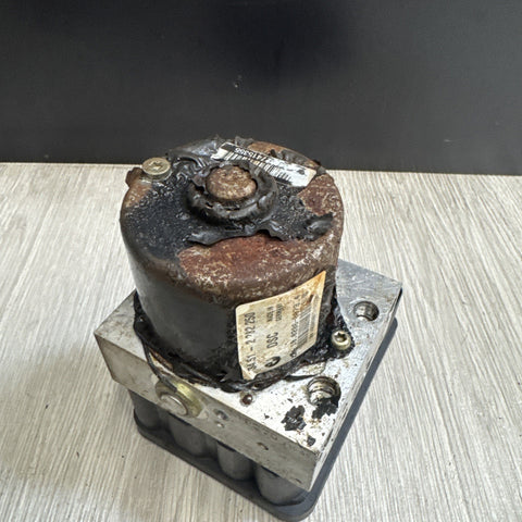 MK60 ABS ANTI-LOCK BRAKE PUMP ASSEMBLY 03-06 BMW E46 M3 2282249 2282250 *Rust*