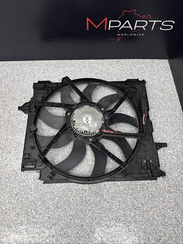 15-20 OEM BMW F80 F82 F83 M3 M4 Electric Radiator Cooling Fan w/Shroud *Cracked