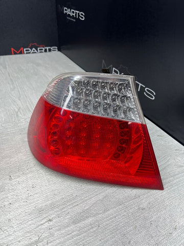 01-06 E46 BMW 330 M3 CONVERTIBLE REAR LED TAIL LIGHT LEFT 6937453