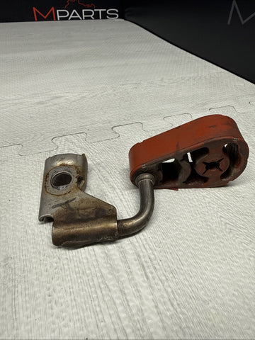 BMW E90 E92 E93 M3 08-13 Muffler Brackets Hanger Hangers 8041984 7544809