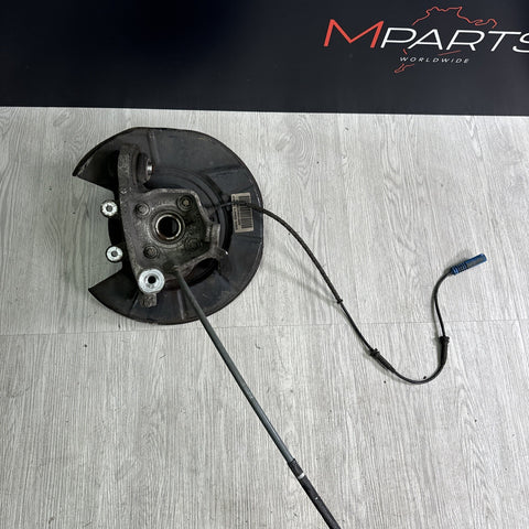 00-03 BMW E39 M5 RIGHT PASSENGER REAR SPINDLE KNUCKLE HUB